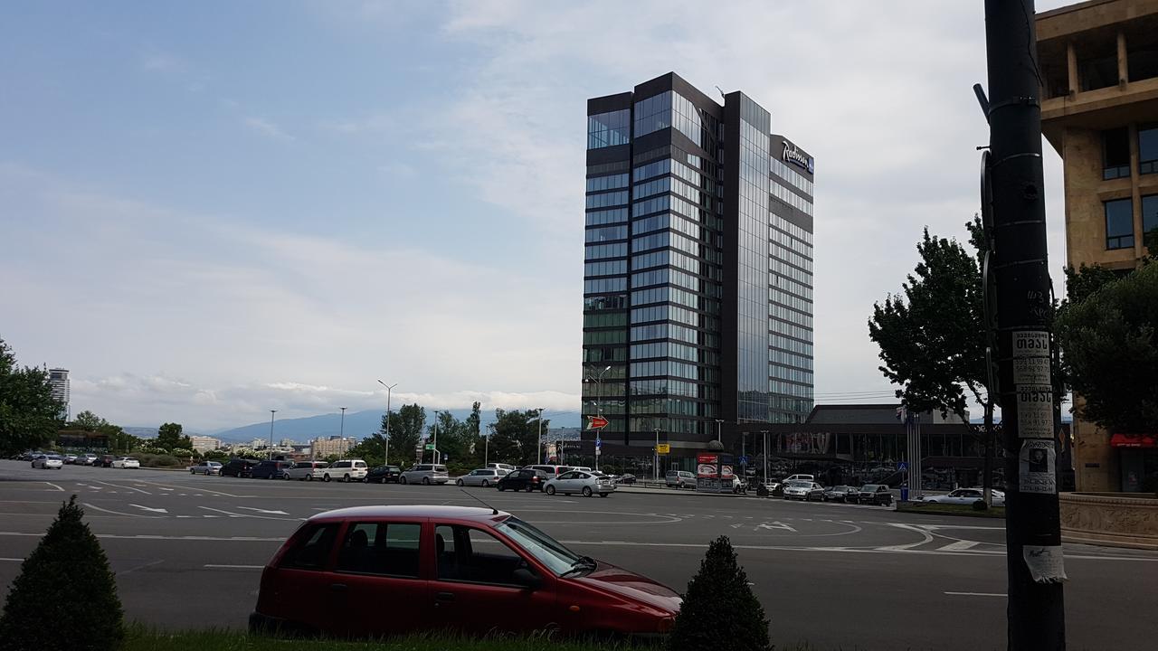 Sweet Rooms Inn تبليسي المظهر الخارجي الصورة