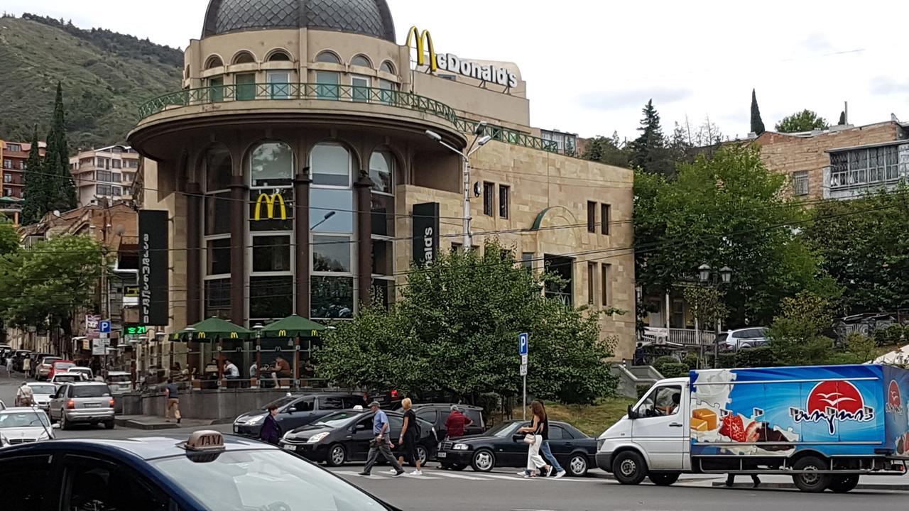 Sweet Rooms Inn تبليسي المظهر الخارجي الصورة